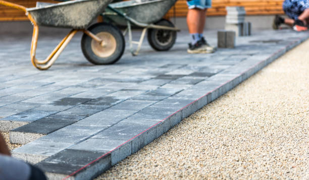 Best Driveway Paving Contractor  in Lake In The Hls, IL